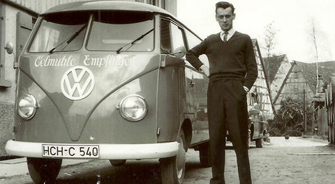 Pius Brändle stands in front of his Ölmühle Empfingen - VW Bulli